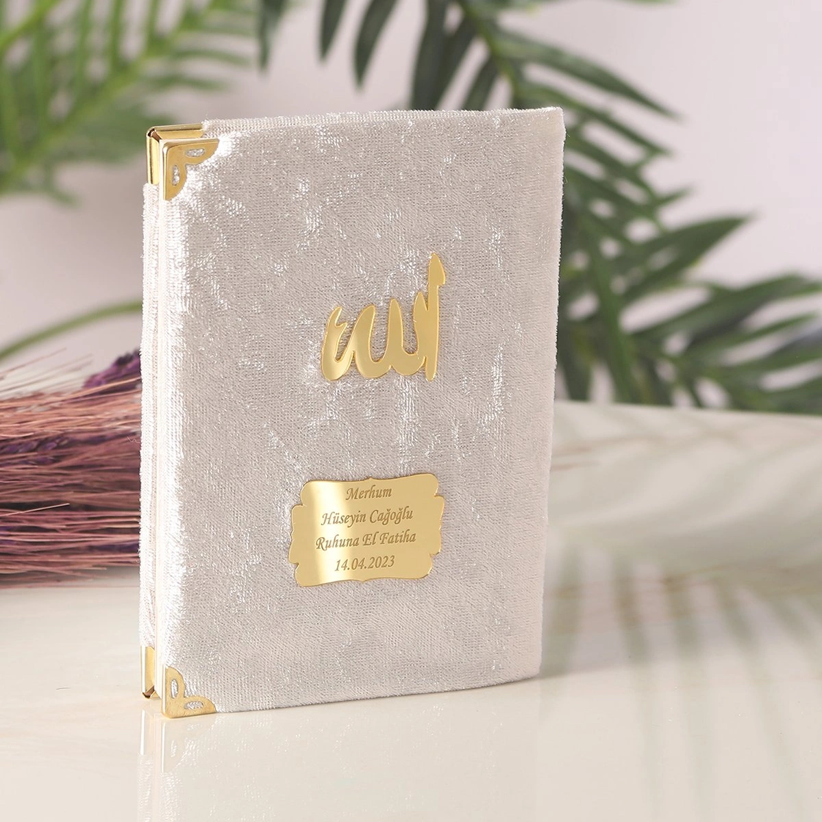 64 Sayfa Krem Kadife Yasin