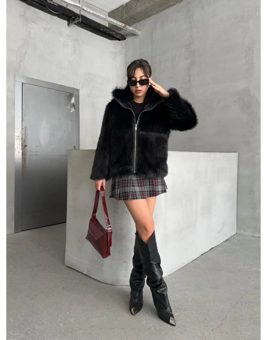 Fermuarlı Yakalı Kürk