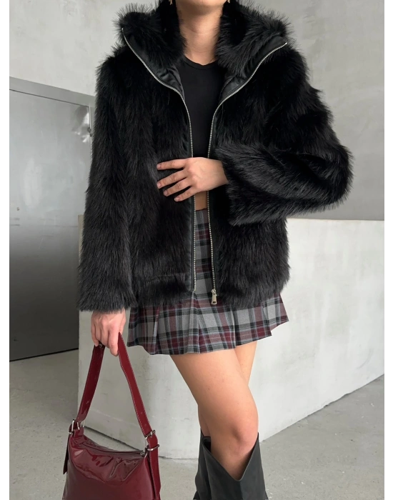 Fermuarlı Yakalı Kürk