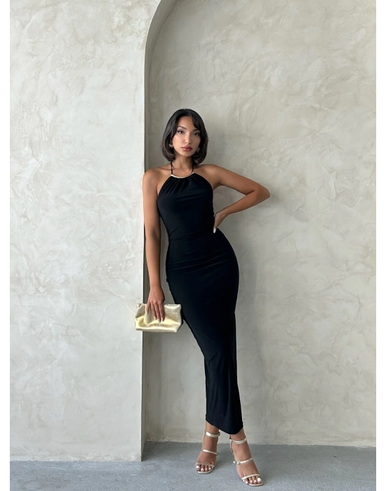 Kolye Detaylı Elbise-siyah