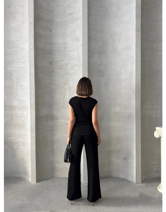 Kruvaze Beli Tokalı Takım-siyah