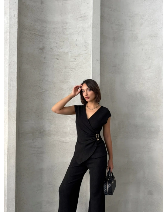 Kruvaze Beli Tokalı Takım-siyah