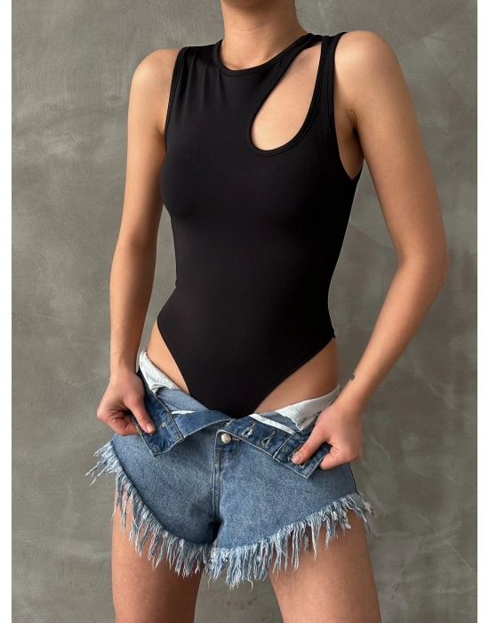Omuz Dekolteli Bodysuit