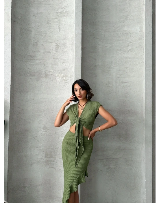 Önü Bağlamalı Fırfır Etekli Takım-yeşil