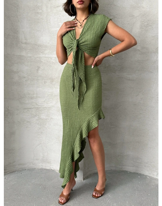 Önü Bağlamalı Fırfır Etekli Takım-yeşil