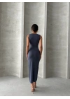 Sıfır Kollu Basic Elbise