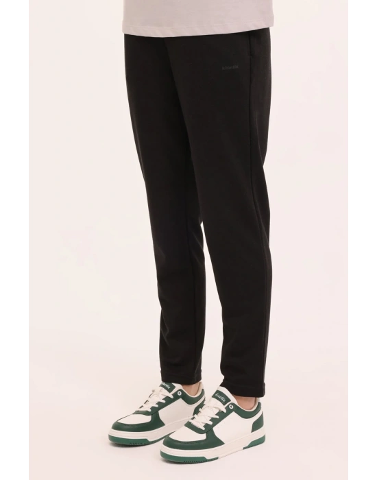 Kinetix WB Track Pnt 22SN84 4PR Syh