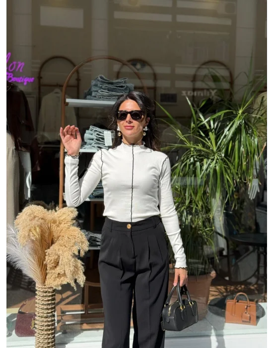 DİKİŞLİ GARNİLİ BLUZ