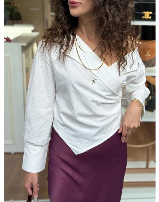 ASİMETRİK YAKA POPLİN BLUZ
