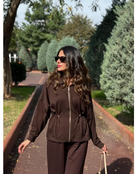 BEL DETAYLI EŞOFMAN TAKIMI