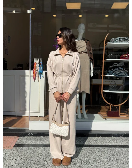 BEL DETAYLI EŞOFMAN TAKIMI