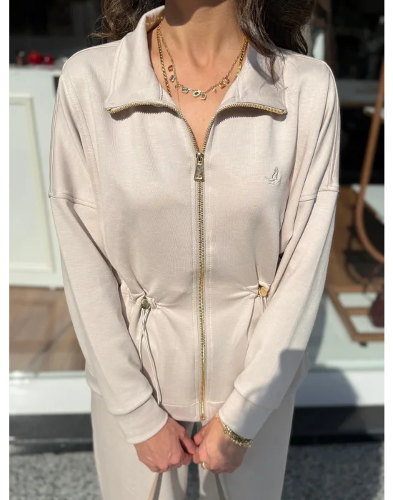 BEL DETAYLI EŞOFMAN TAKIMI