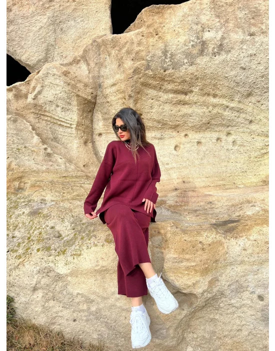 Bordo Dik Yaka Rahat Triko Takım