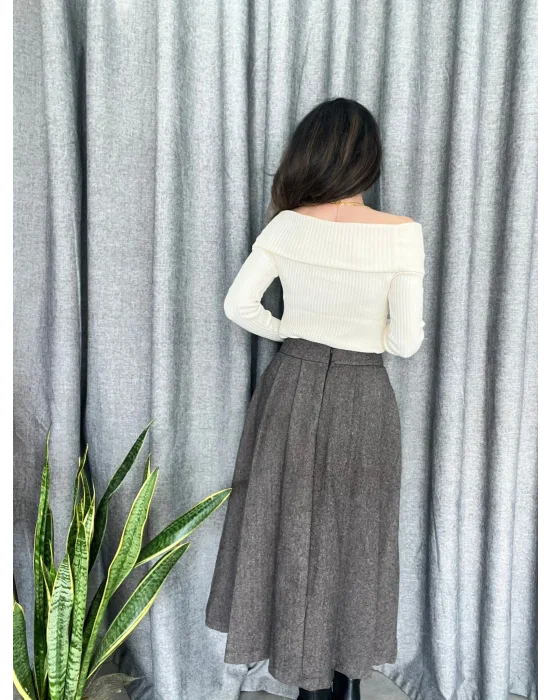 Krem Şal Yaka Triko Kazak