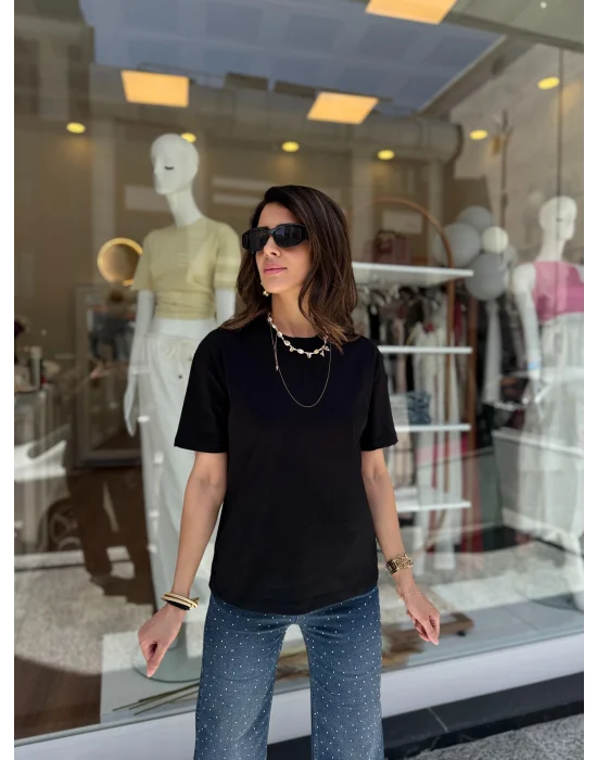 Yüksek Yaka Basic Tişört siyah