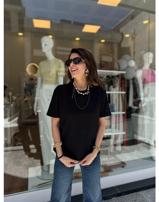 Yüksek Yaka Basic Tişört siyah