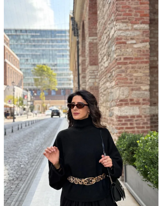 YUMUŞAK DOKULU YARASA KOL TRIKO KAZAK