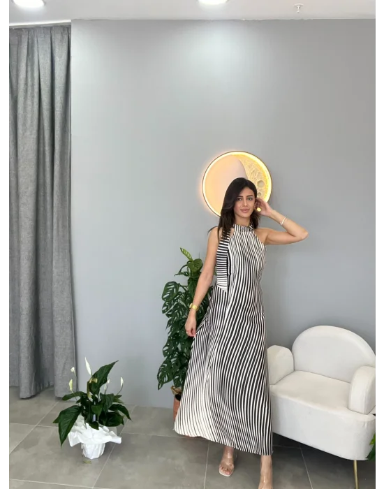 ZEBRA SATEN ARKASI DEGAJE ELBİSE