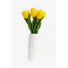 Vazoda Islak Görünümlü Yapay Sarı Laleler – Modern Dekor Aranjmanı