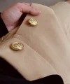 Gold Düğmeli Camel Kumaş Pantolon