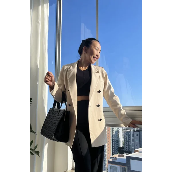 Vatkalı İçi Astarlı Krem Blazer Ceket