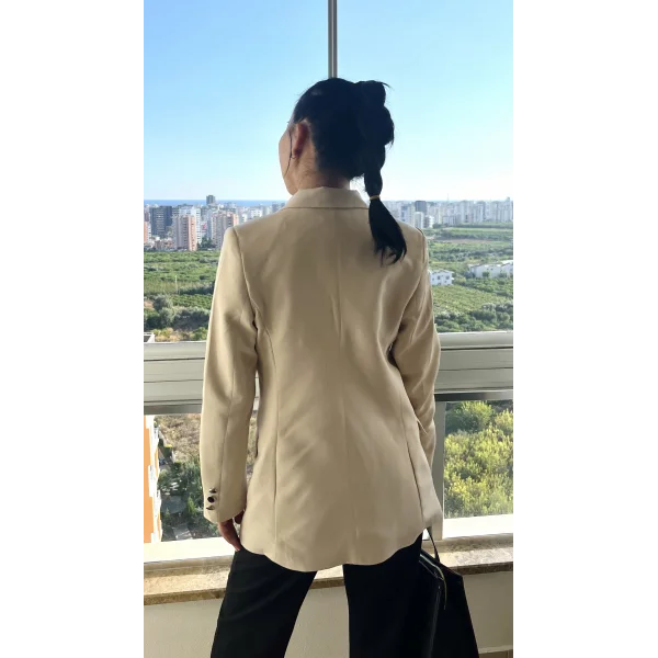 Vatkalı İçi Astarlı Krem Blazer Ceket