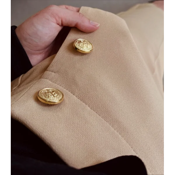 Gold Düğmeli Camel Kumaş Pantolon