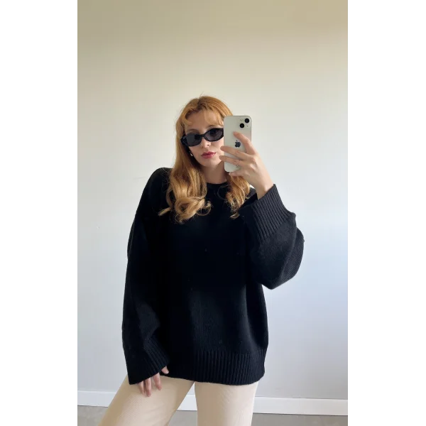 MD Pinterest Siyah Kazak