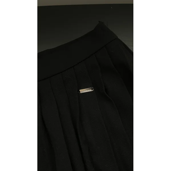 Pileli Siyah Şort Etek