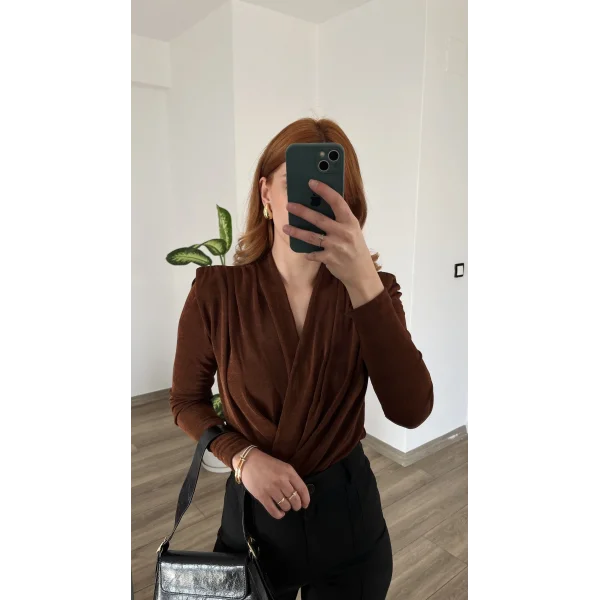 Vatkalı Kahve Bodysuit (çıtçıtlı )