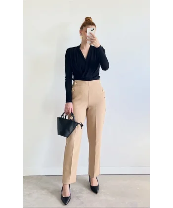 Gold Düğmeli Camel Kumaş Pantolon