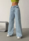 Buz Mavi Silver Taş Detaylı Yırtık Wide Leg Jean Pantolon