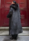 Siyah Kapşonlu Uzun İthal Kürk