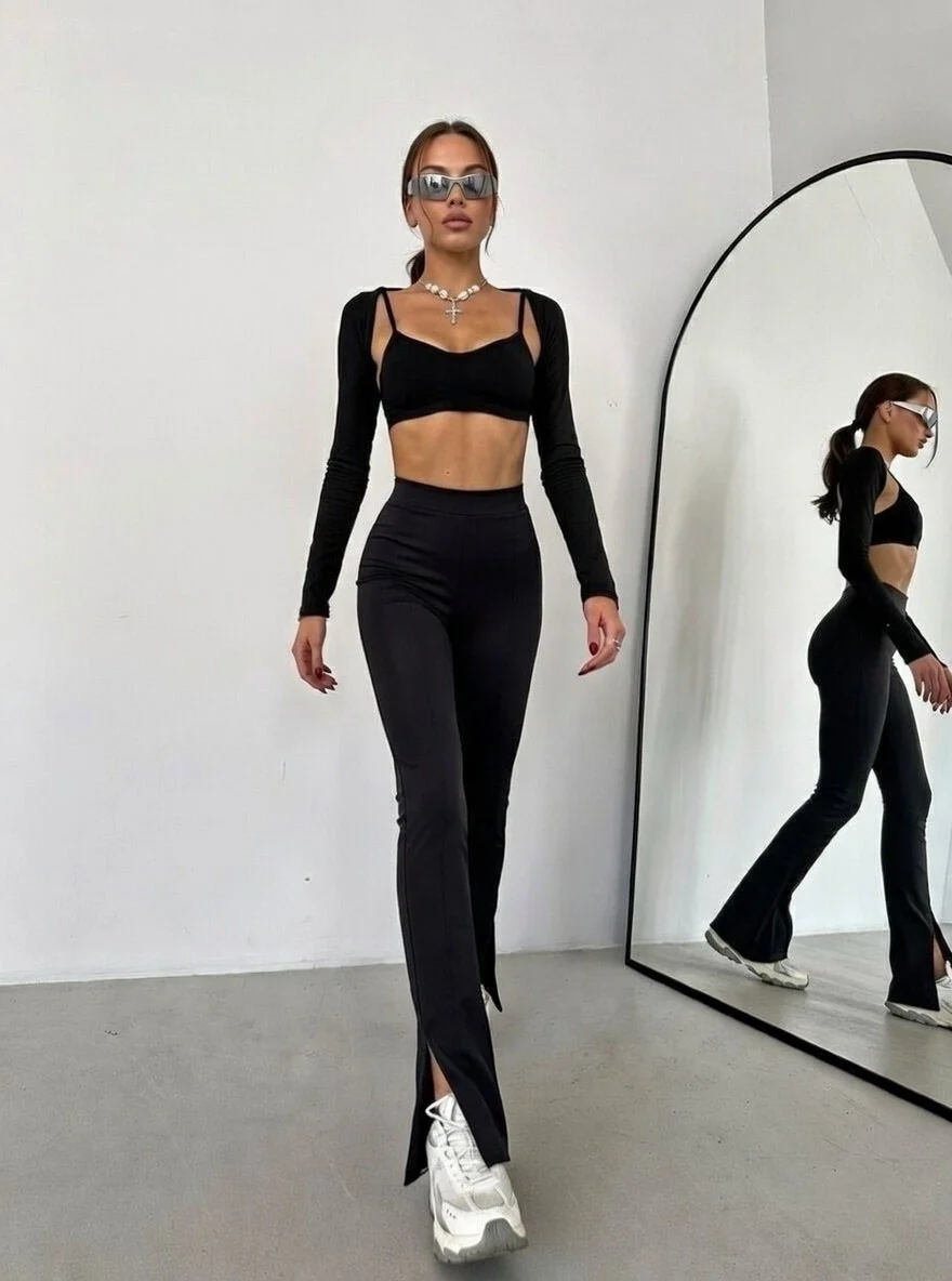 Siyah Paça Yırtmaç Çimalı Tayt