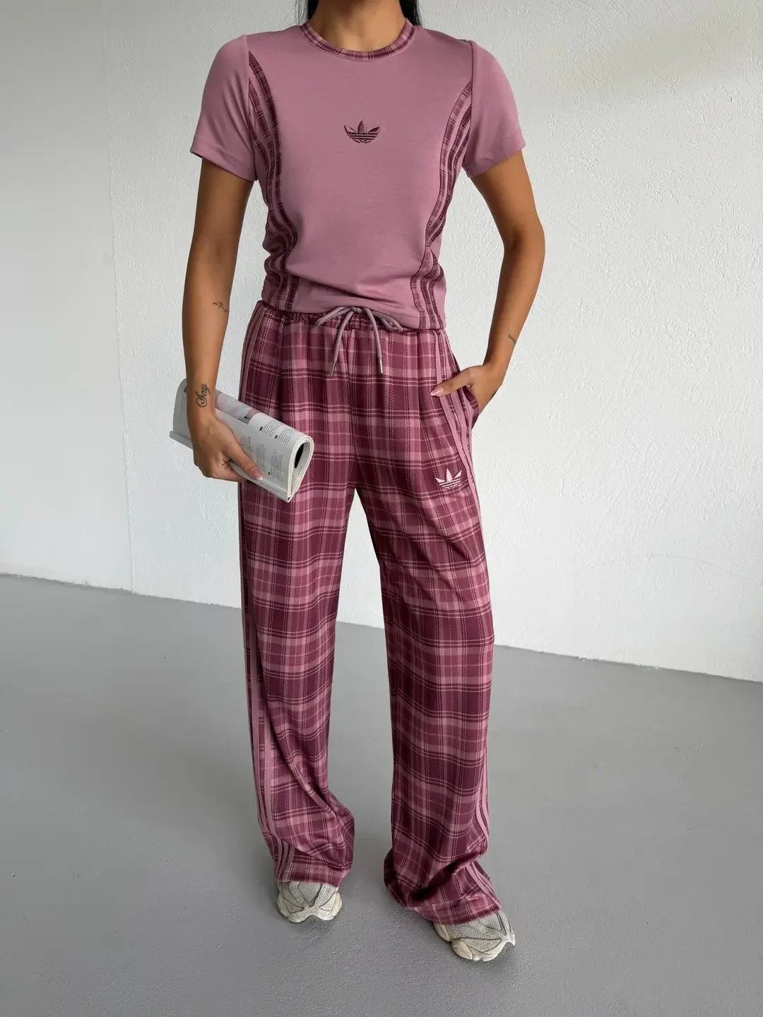 Pembe Adidas Ekose Eşofman Takım