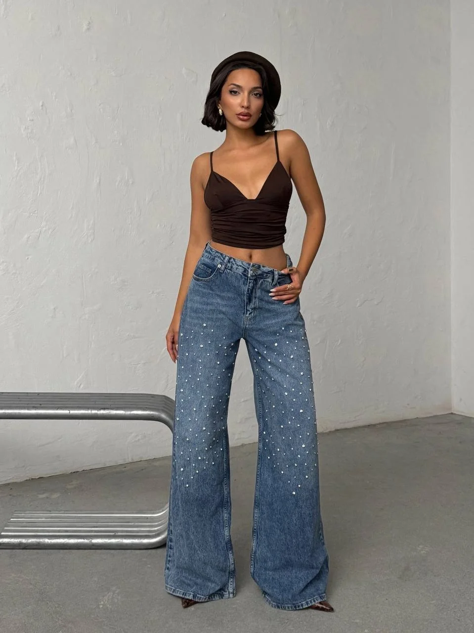 Mavi Taş Detaylı Wide Leg Jean Pantolon