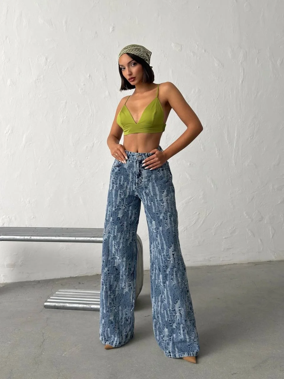 Açık Mavi Yıkamalı Desenli Wide Leg Jean Pantolon