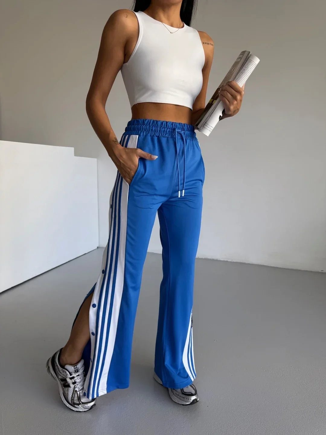 Mavi Çıt Çıt Detay Üç Şeritli Eşofman