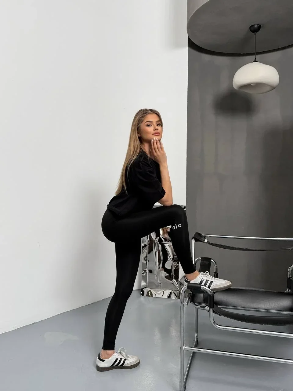 Siyah Alo Bilek Baskılı Sıkılaştırıcı Yüksek Bel Tayt