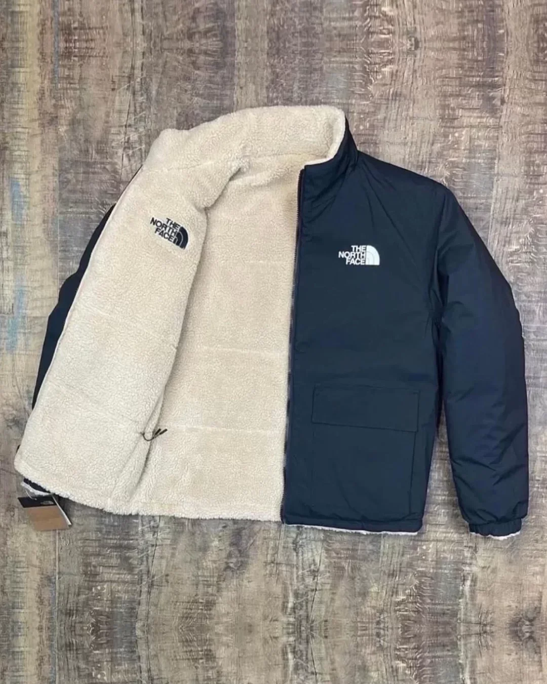 Siyah Çift Taraflı Kürklü Mont