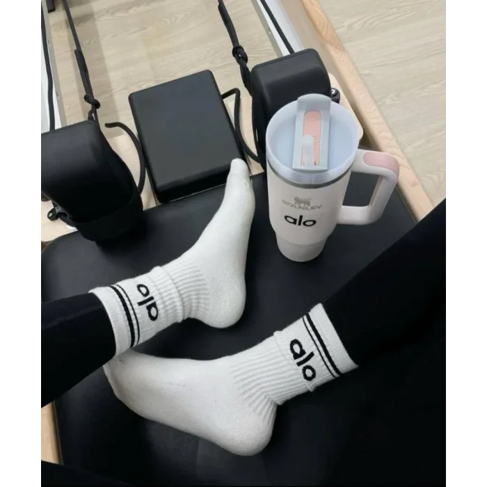 Beyaz Alo Baskılı Çorap