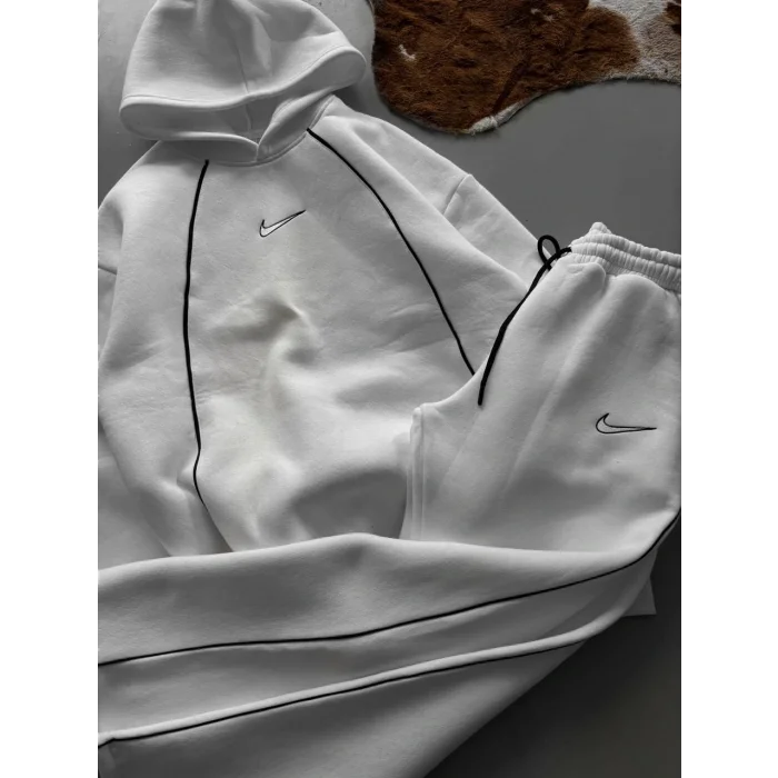 Beyaz NK Biyeli Oversize Eşofman Takımı