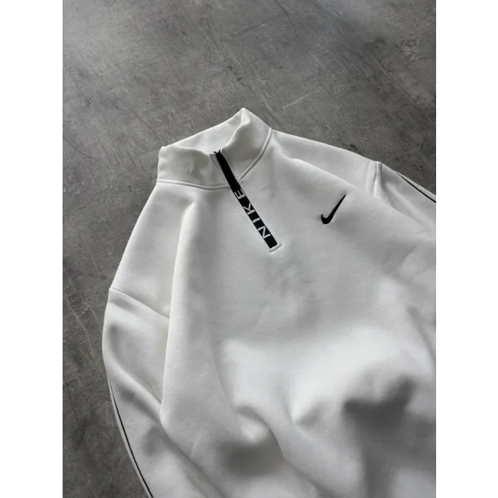 Beyaz NK Kol Biyeli Unisex Oversize Sweat