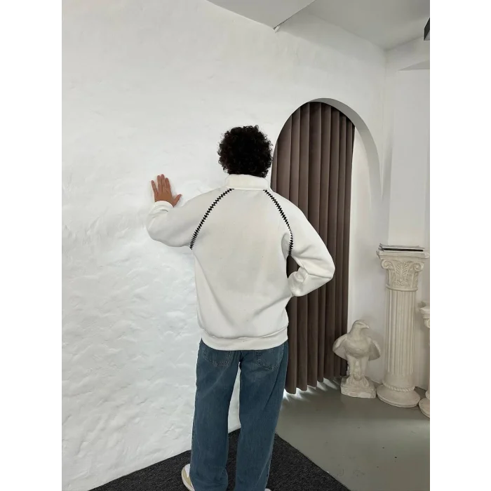 Beyaz Zig Zag Nakış Unisex Oversize Sweat