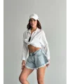 Buz Mavi Taş Detaylı Püsküllü Paça Denim Mini Şort