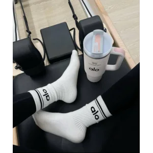 Beyaz Alo Baskılı Çorap