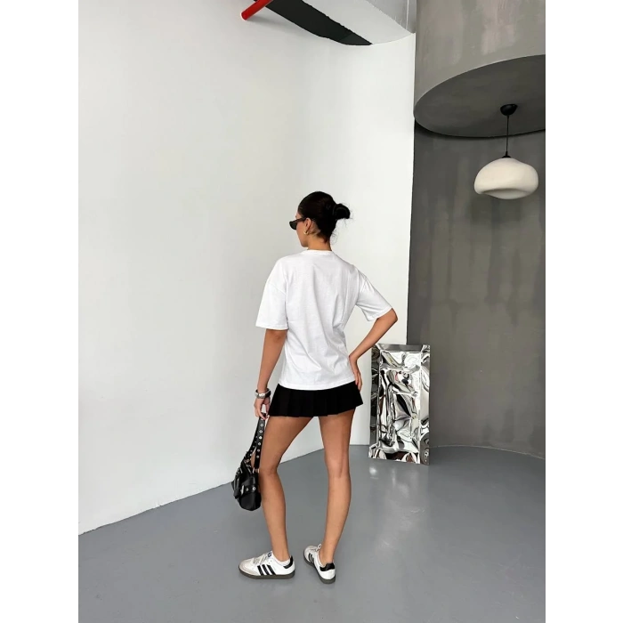Beyaz Basic Rahat Kalıp Penye Tshirt