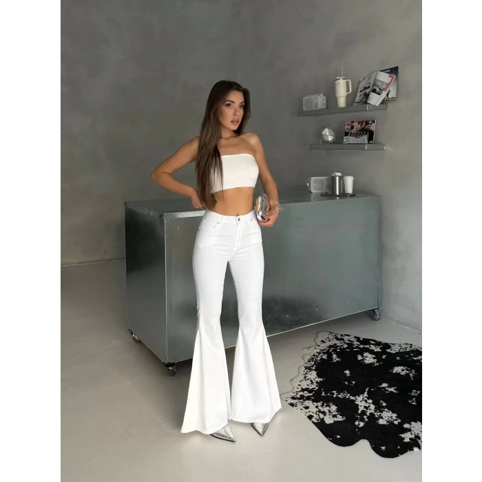 Beyaz İspanyol Paça Likralı Kot Pantolon