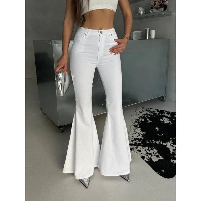 Beyaz İspanyol Paça Likralı Kot Pantolon