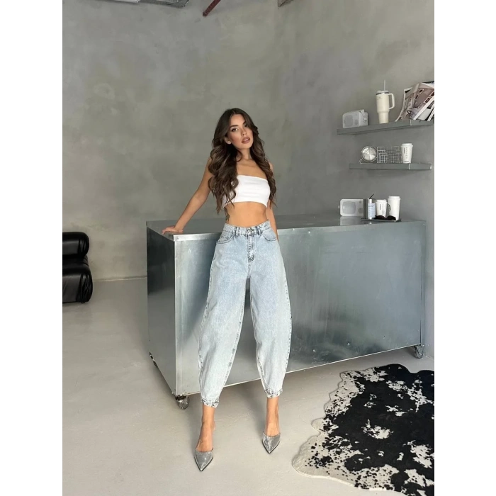 Buz Mavi Paça Toka Detay Denim Pantolon